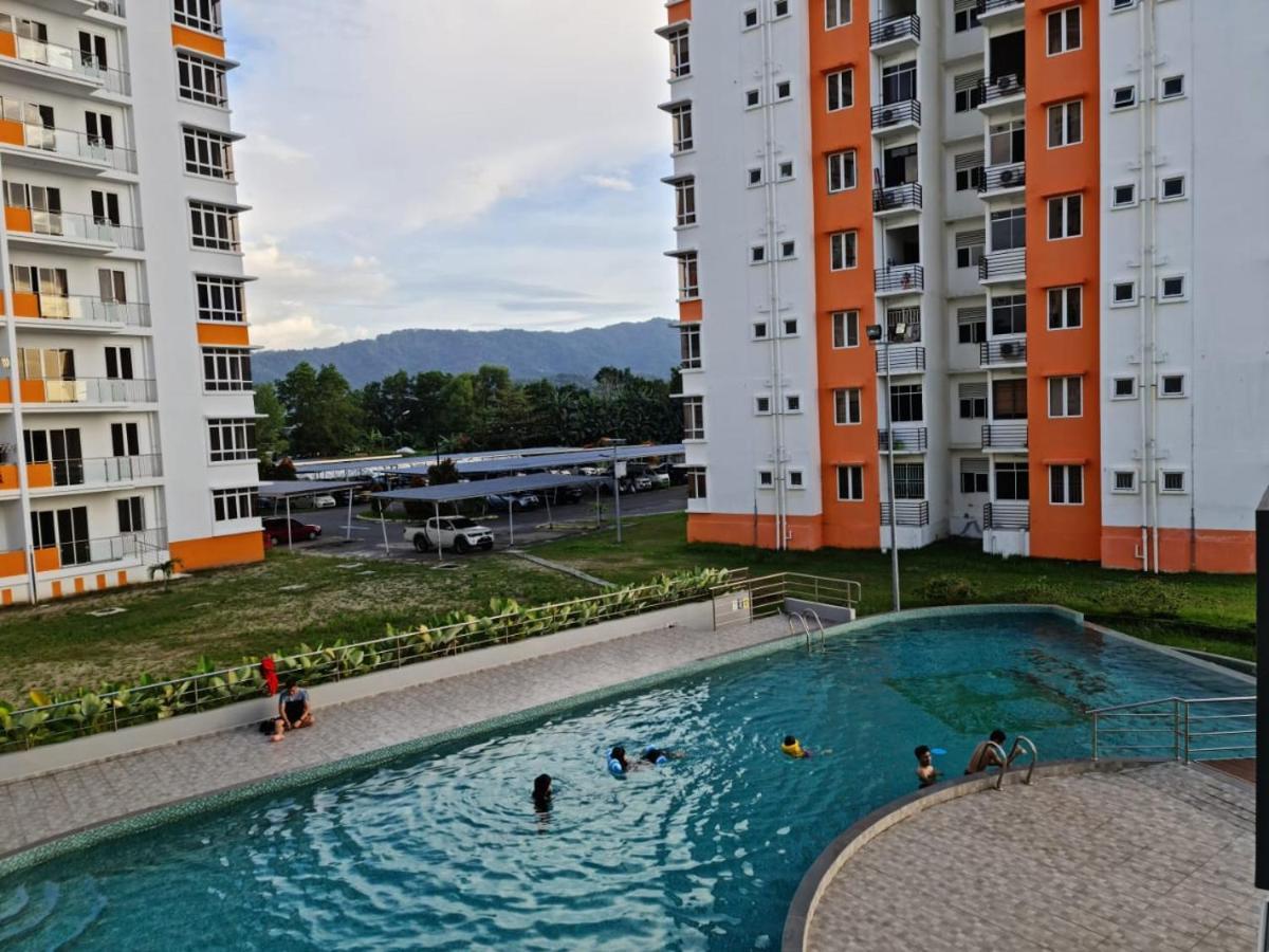 Rhr Deluxe Guesthouse Kinarut Papar Sabah - Pool View المظهر الخارجي الصورة