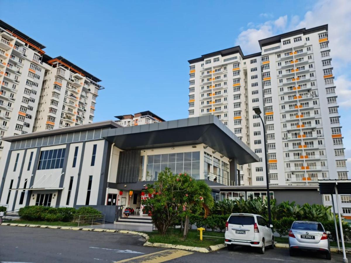 Rhr Deluxe Guesthouse Kinarut Papar Sabah - Pool View المظهر الخارجي الصورة